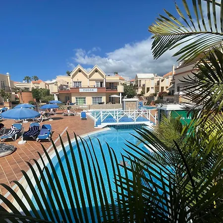 Sarah's - Playa Fanabe *