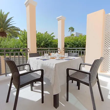 Апартаменты Sarah's - Playa Fanabe Адехе