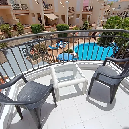 Sarah's - Playa Fanabe