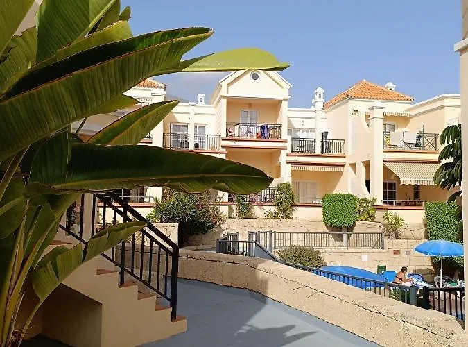 Sarah's - Playa Fañabe *