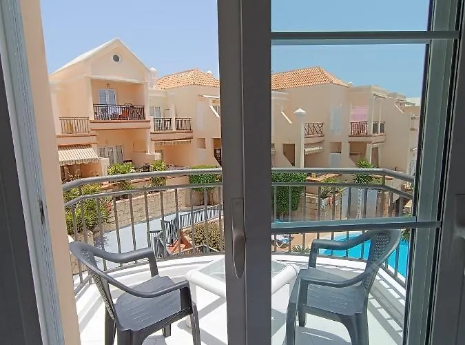 Sarah's - Playa Fañabe *