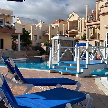 Sarah's - Playa Fanabe Apartment *