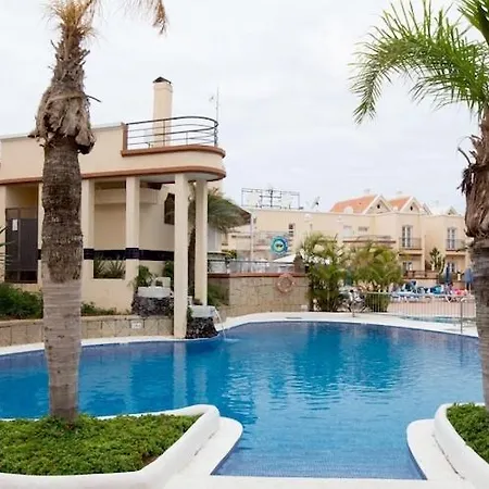 Sarah's - Playa Fanabe *