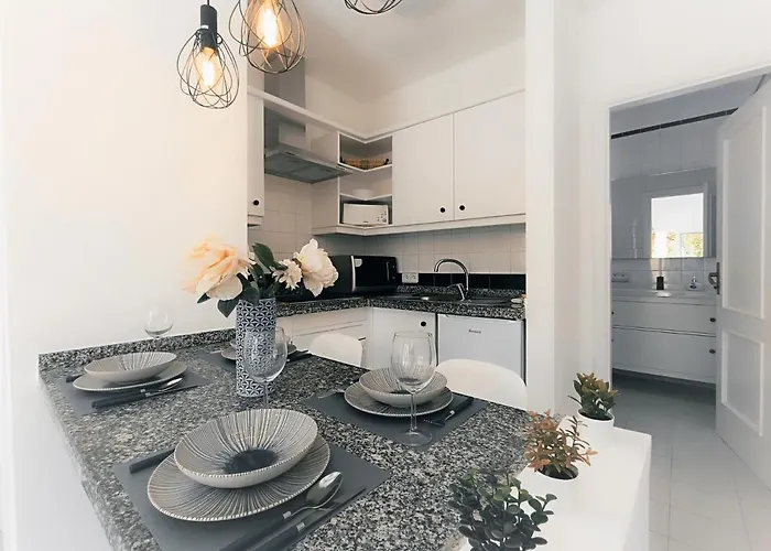 Sarah's - Playa Fanabe Apartament *