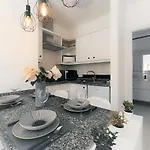 Sarah's - Playa Fanabe Διαμέρισμα *